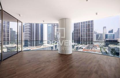 Apartment - 2 Bedrooms - 4 Bathrooms for rent in Jumeirah Living Business Bay - Business Bay - Dubai