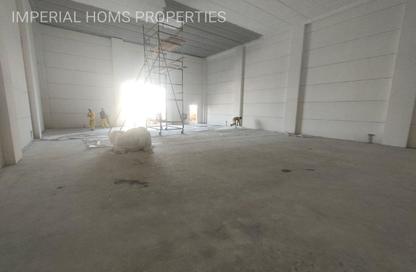 Warehouse - Studio - 1 Bathroom for rent in Umm Al Thuoob - Umm Al Quwain