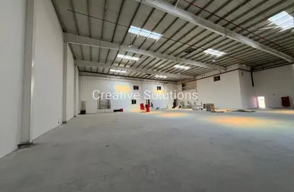 مستودع - استوديو - 1 حمام للايجار في أم درع - أم القيوين