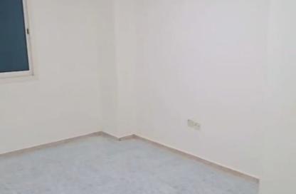 Apartment - 2 Bedrooms - 2 Bathrooms for sale in Al Majaz Tower - Al Majaz - Sharjah Apartment - 2 Bedrooms - 2 Bathrooms for sale in Al Majaz Tower - Al Majaz - Sharjah