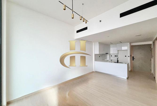 Bright | Community View | Vacant photo 3