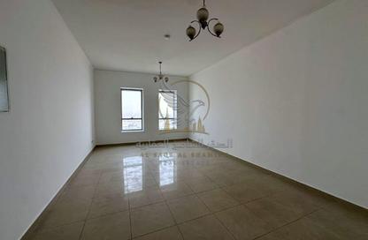 Apartment - Studio - 1 for rent in Al Majaz 2 - Al Majaz - Sharjah Apartment - Studio - 1 for rent in Al Majaz 2 - Al Majaz - Sharjah