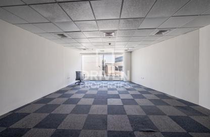 Office Space - Studio - 1 Bathroom for rent in The Curve - Al Quoz 3 - Al Quoz - Dubai