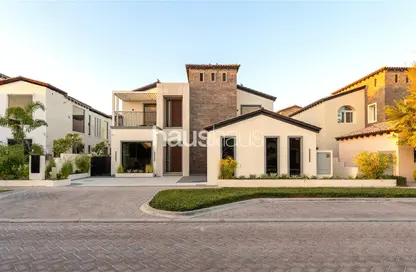 Villa - 5 Bedrooms - 7 Bathrooms for sale in Sienna Lakes - Jumeirah Golf Estates - Dubai