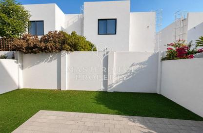 Townhouse - 2 Bedrooms - 3 Bathrooms for sale in Al Ghadeer 2 - Al Ghadeer - Abu Dhabi Townhouse - 2 Bedrooms - 3 Bathrooms for sale in Al Ghadeer 2 - Al Ghadeer - Abu Dhabi