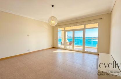 Apartment - 2 Bedrooms - 3 Bathrooms for rent in Al Das - Shoreline Apartments - Palm Jumeirah - Dubai