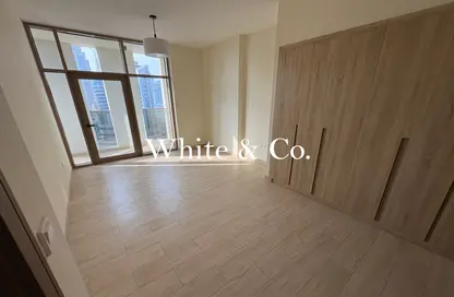 شقة - 2 غرف نوم - 3 حمامات للايجار في خليج القناة - الخليج التجاري - دبي