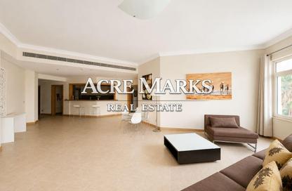 Apartment - 3 Bedrooms - 3 Bathrooms for rent in Al Das - Shoreline Apartments - Palm Jumeirah - Dubai