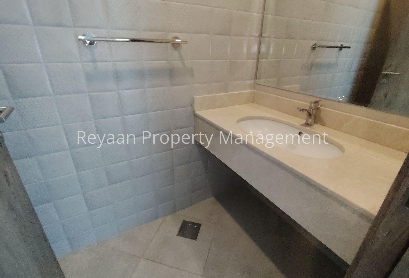 Specious 1BHK in New Building Extra Finishing photo 11