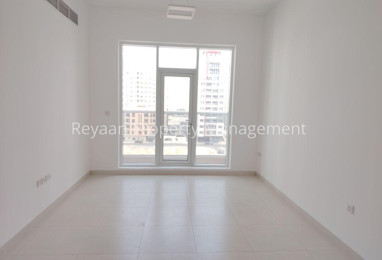 Specious 1BHK in New Building Extra Finishing photo 2