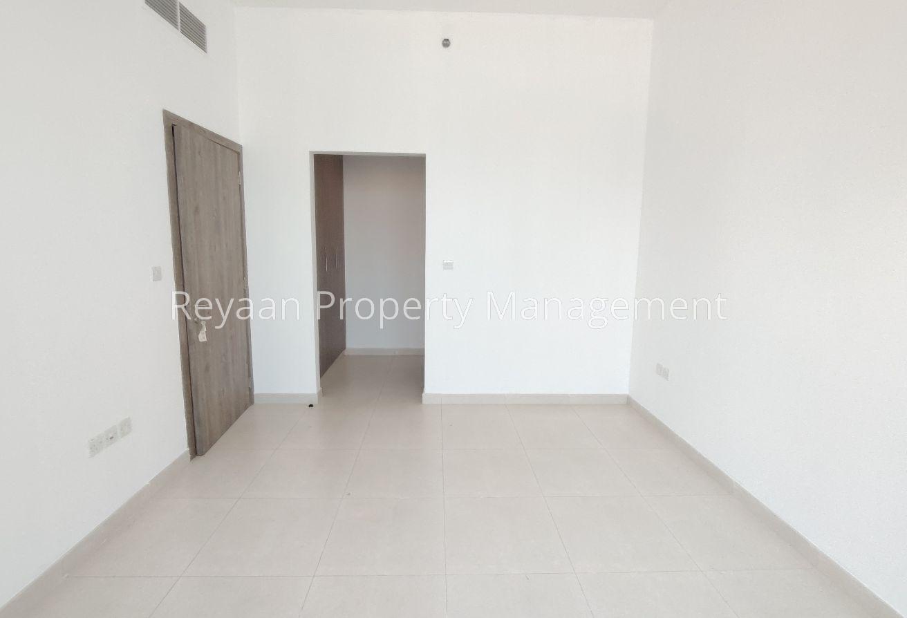 Specious 1BHK in New Building Extra Finishing photo 4
