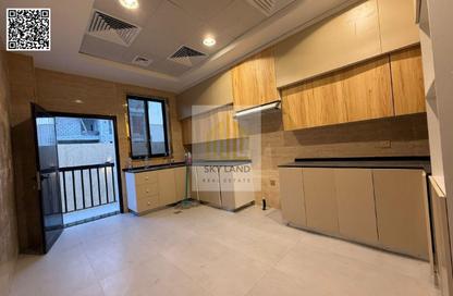 Villa - 5 Bedrooms - 7 Bathrooms for sale in Al Yasmeen 1 - Al Yasmeen - Ajman