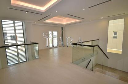 Villa - 4 Bedrooms - 5 Bathrooms for rent in Villa Lantana 1 - Villa Lantana - Dubai Science Park - Dubai