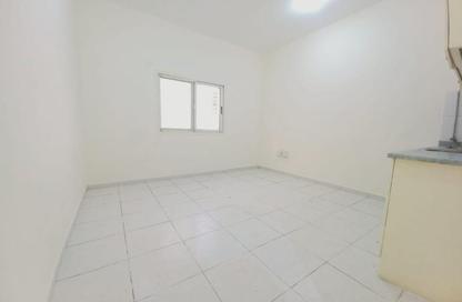 Apartment - Studio - 1 Bathroom for rent in Fire Station Road - Muwaileh - Sharjah