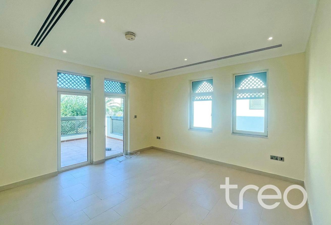 Prime Location | 4 Bed Large | Quiet Area photo 13