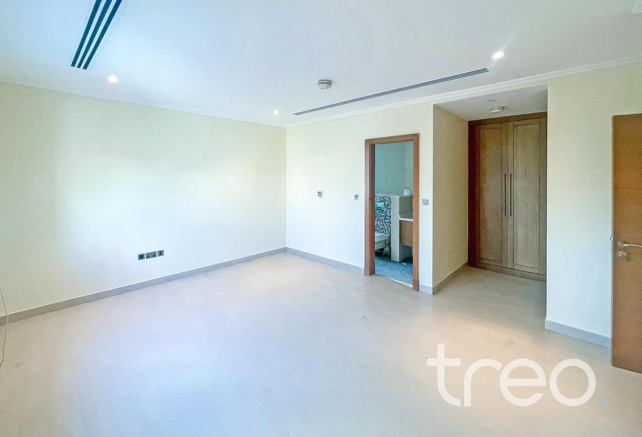 Prime Location | 4 Bed Large | Quiet Area photo 15