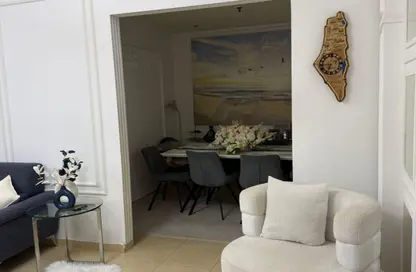 شقة - 2 غرف نوم - 2 حمامات للبيع في الخان لاجون - الخان - الشارقة