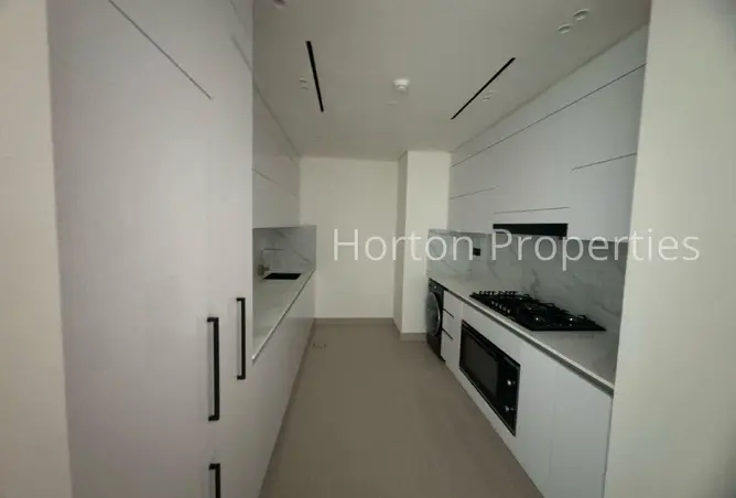 156928816 - Property Image 2