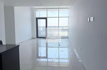 Apartment - 2 Bedrooms - 3 Bathrooms for rent in Duja Tower - Sheikh Zayed Road - Dubai