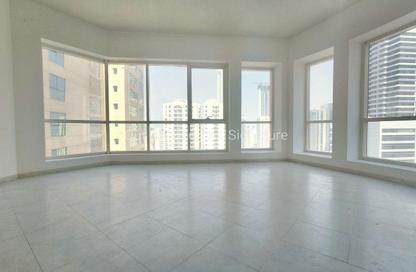 Apartment - 1 - 2 for rent in Al Majaz Pearl - Al Majaz 2 - Al Majaz - Sharjah