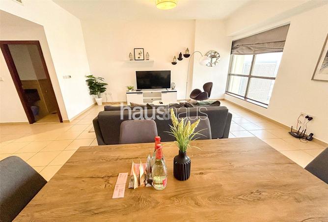 70280567 - صورة العقار 3