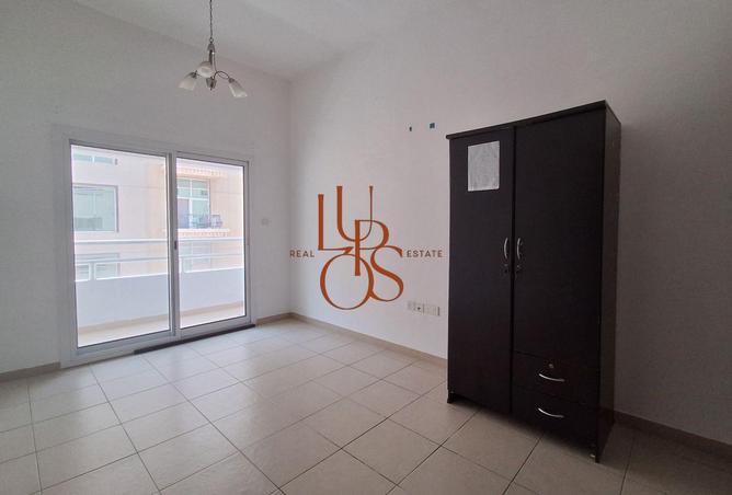 107760345 - Property Image 2