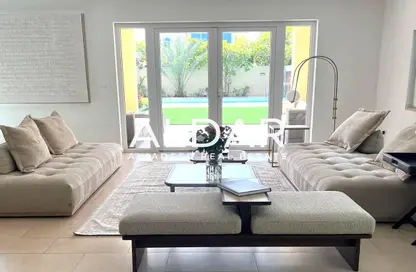 فيلا - 3 غرف نوم - 5 حمامات للبيع في هيريتيج لارج - هرتادج - جميرا بارك - دبي