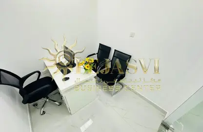 Office Space - Studio - 1 Bathroom for rent in Reem Residency - Al Karama - Dubai