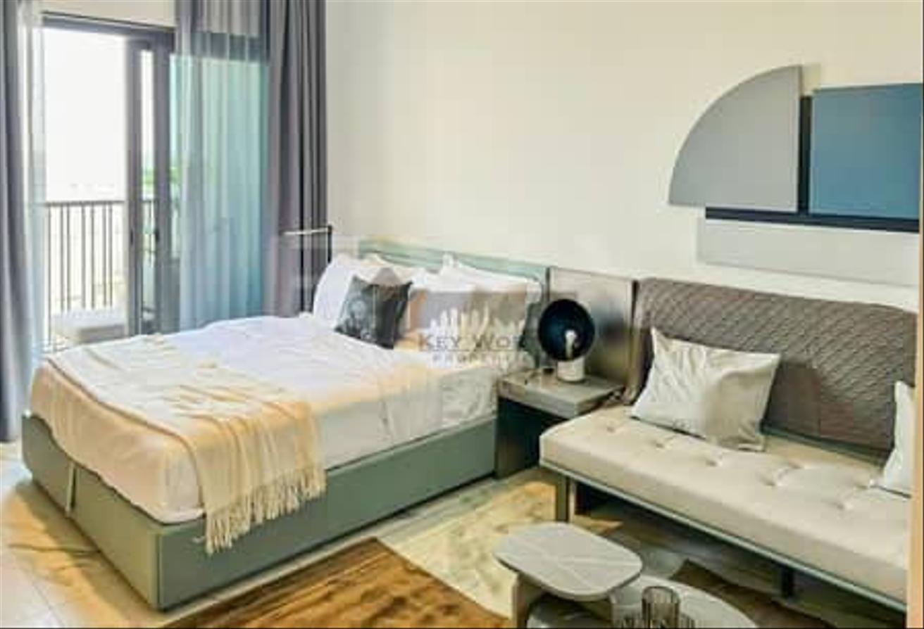 Furnished Studio | Community view | Mid Floor photo 5