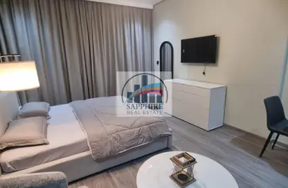 Apartment - 1 Bathroom for rent in Binghatti Crystals - Dubai Silicon Oasis - Dubai