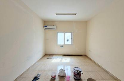 Apartment - Studio - 1 Bathroom for rent in Muwailih Building - Muwaileh - Sharjah