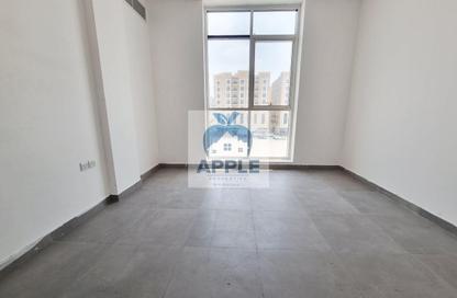Apartment - 1 Bedroom - 2 Bathrooms for rent in Muwaileh 29 Building - Muwaileh - Sharjah