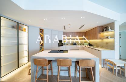 Apartment - 3 Bedrooms - 4 Bathrooms for sale in Jash Hamad - Shoreline Apartments - Palm Jumeirah - Dubai