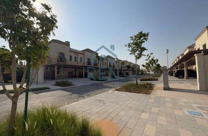 Townhouse - 3 - 5 for rent in Bloom Living - Zayed City (Khalifa City C) - Khalifa City - Abu Dhabi
