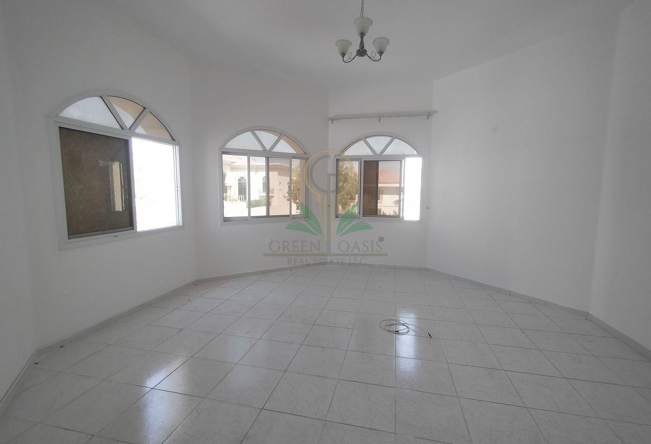 Massive Villa | Renovated | 6 Bedrooms | Al Wasl photo 3