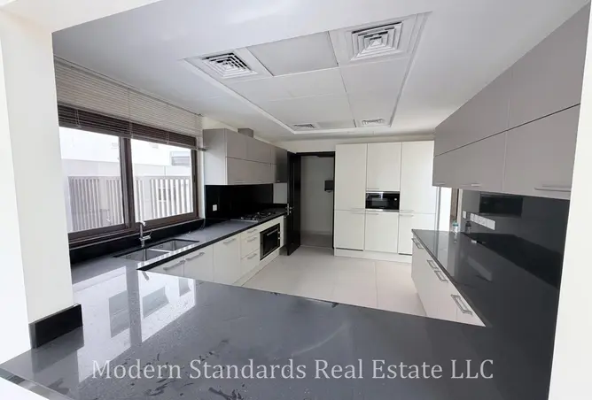 156158847 - Property Image 2