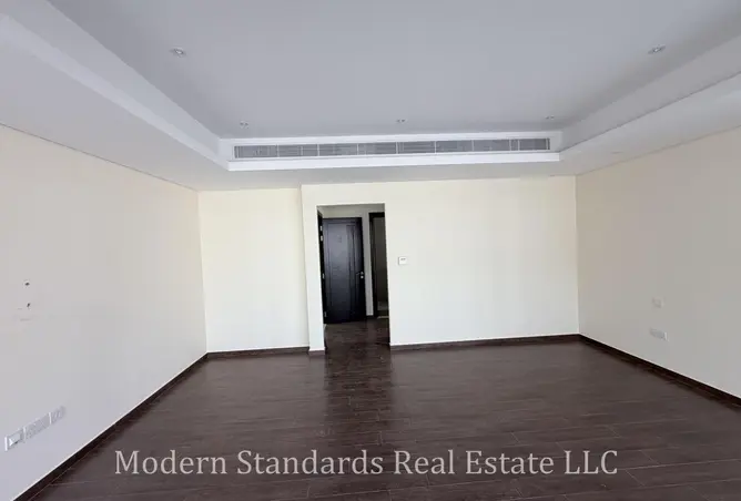 156158847 - Property Image 3