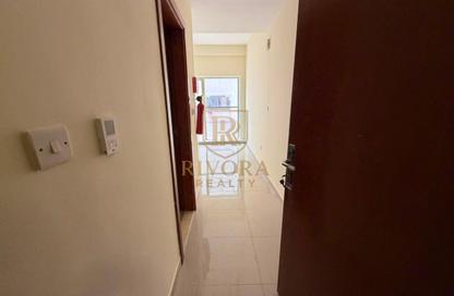 Apartment - Studio - 1 Bathroom for rent in Al Souk Al Kabeer - Bur Dubai - Dubai