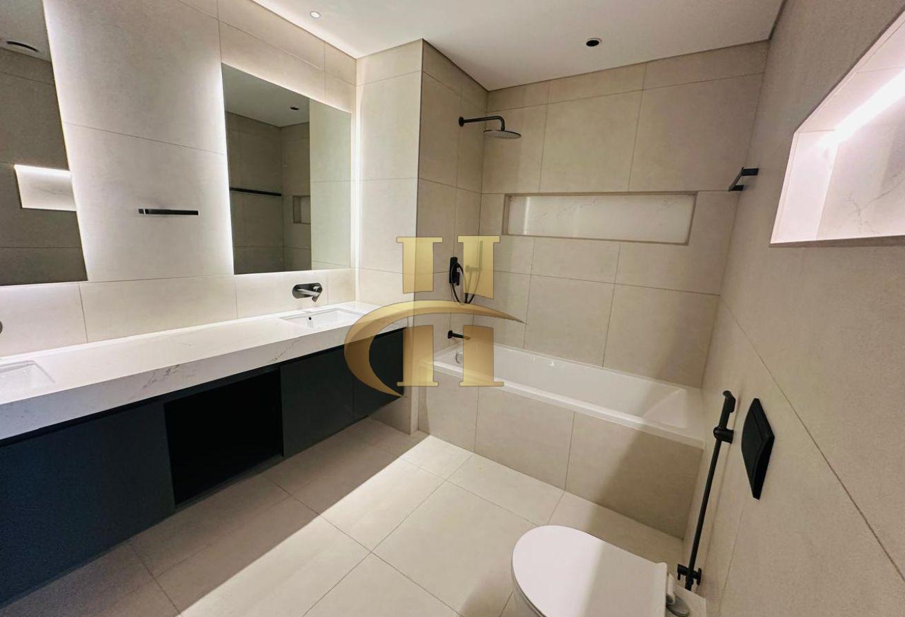 Stunning | Massive 2 BHK + Maid | With Terrace photo 8