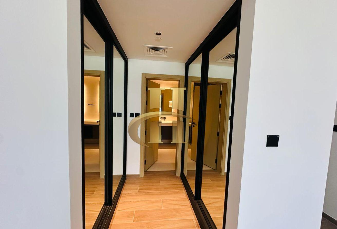 Stunning | Massive 2 BHK + Maid | With Terrace photo 12