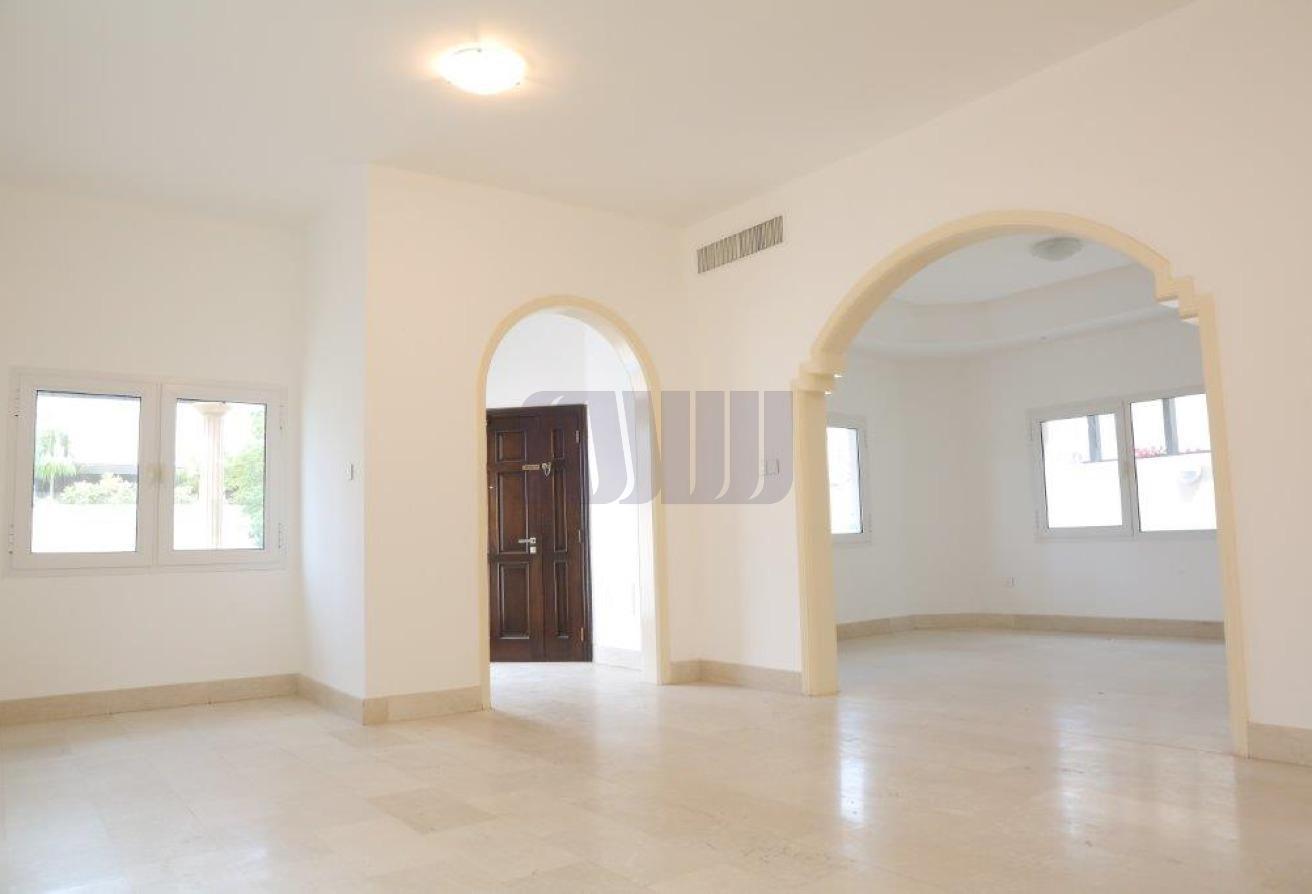 Available | 5BR Villa + Study | w/ Pool photo 5