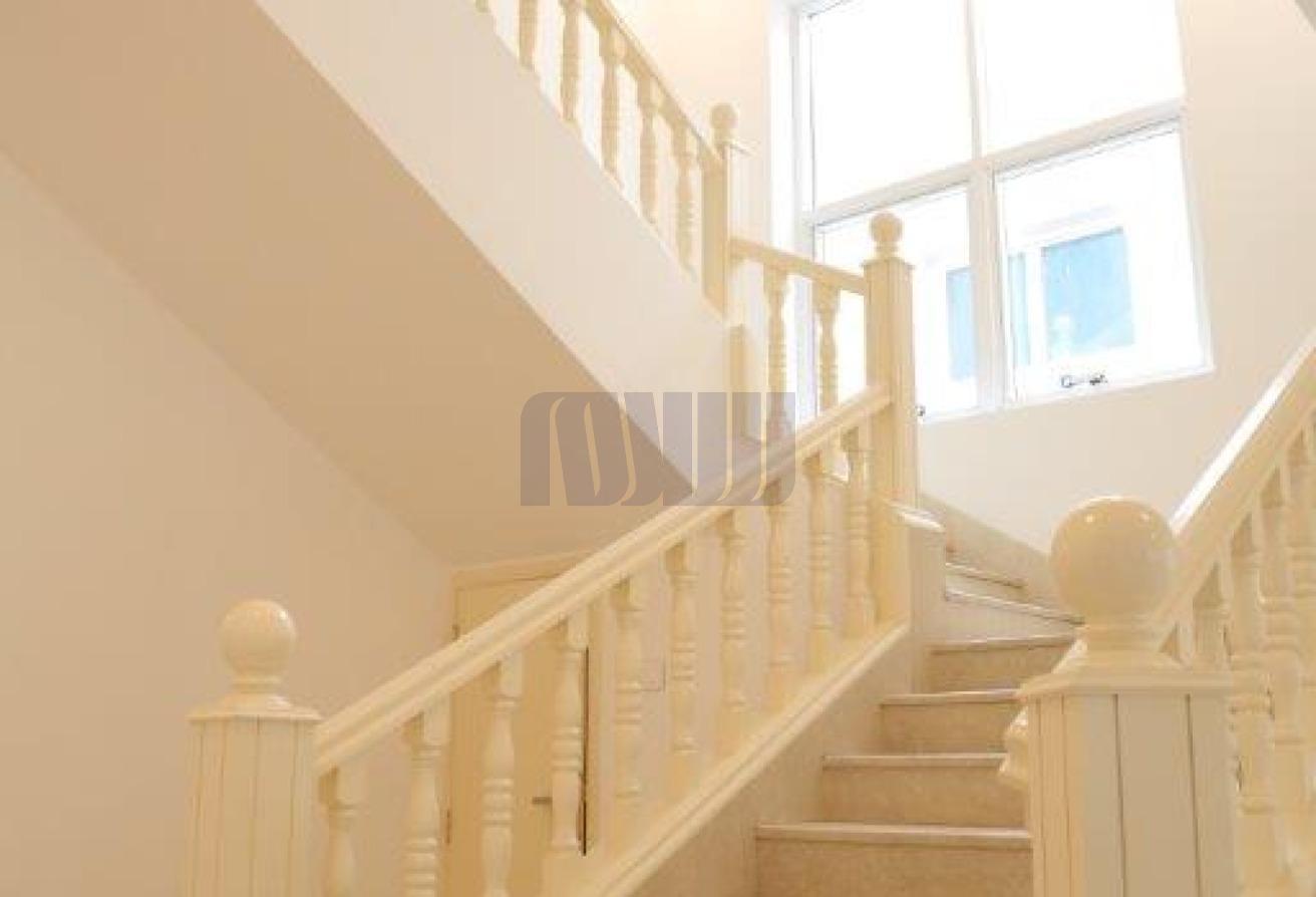 Available | 5BR Villa + Study | w/ Pool photo 4