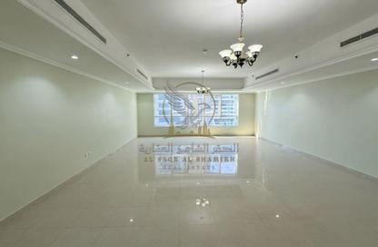 Apartment - 4 Bedrooms - 5 Bathrooms for rent in Al Khan Lagoon Tower - Al Khan Lagoon - Al Khan - Sharjah
