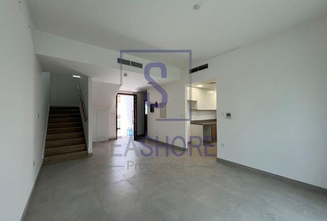 54398012 - صورة العقار 2