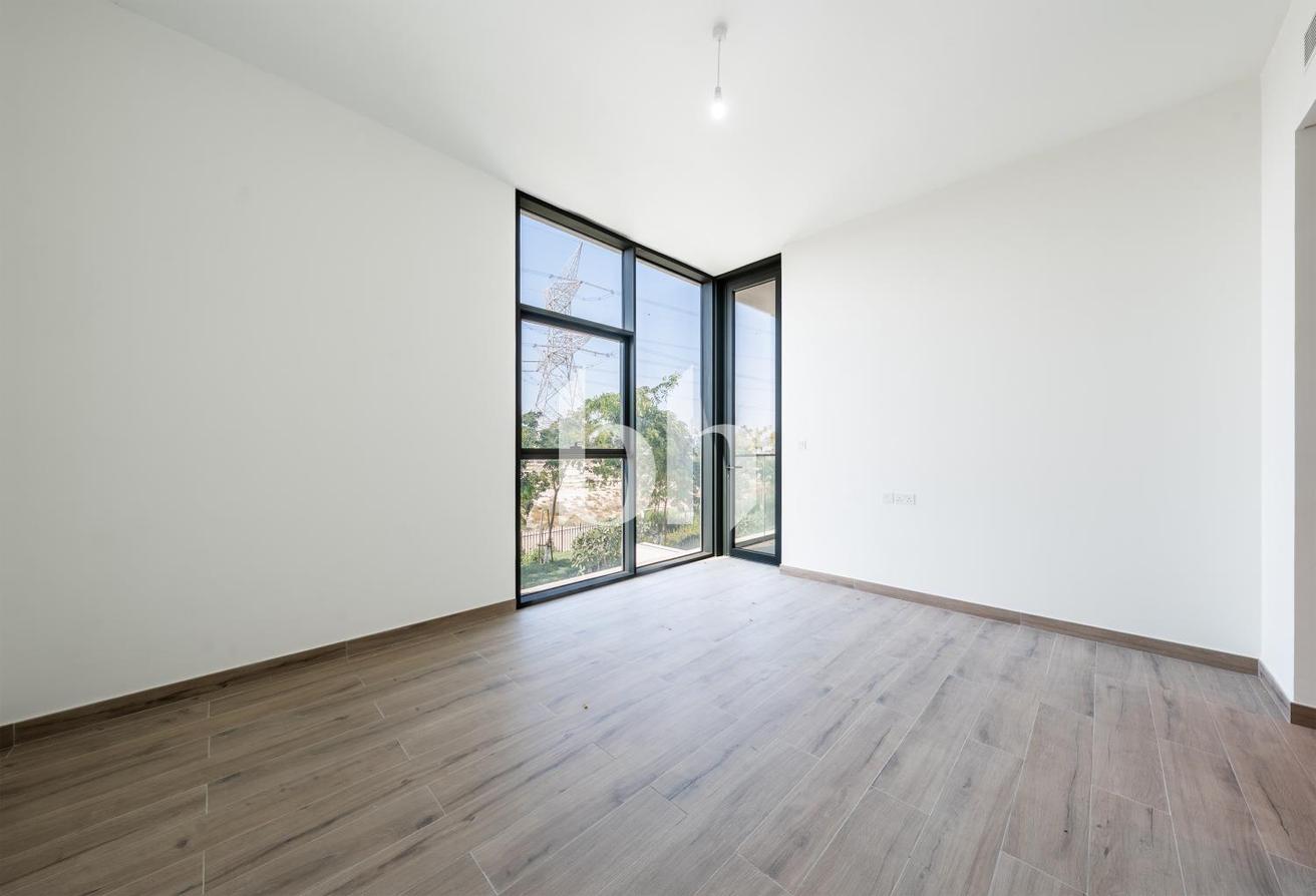 Burj Khalifa View | Brand New | Community expert photo 19
