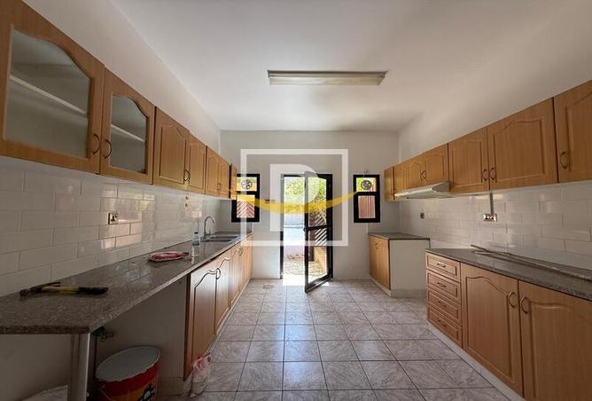 74618446 - صورة العقار 3