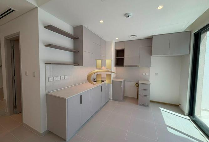 104677825 - Property Image 2