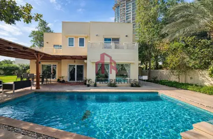 Villa - 5 Bedrooms - 7 Bathrooms for rent in Meadows 2 - Meadows - Dubai