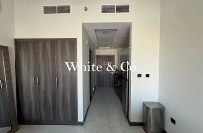 Apartment - Studio - 1 Bathroom for rent in Rukan Tower B - Rukan Tower - Rukan - Dubai Land - Dubai