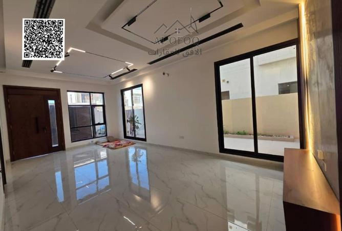 102411007 - Property Image 2
